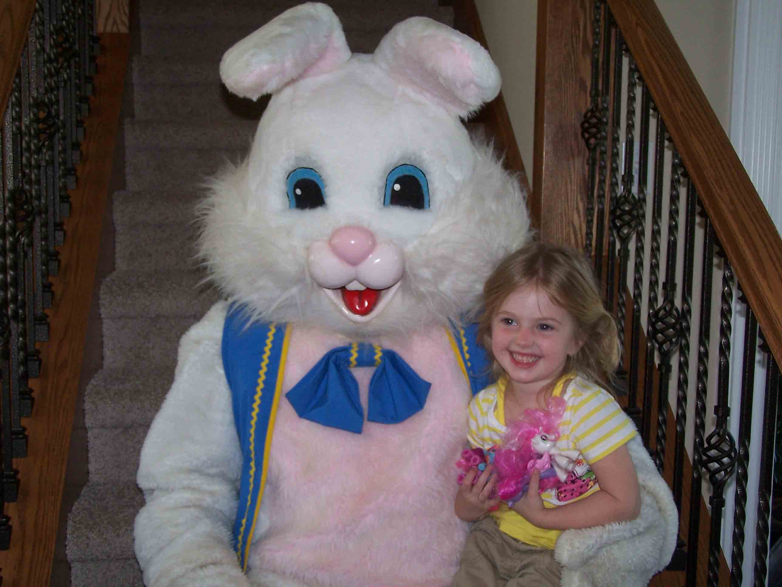 EasterBunnyButton.jpg